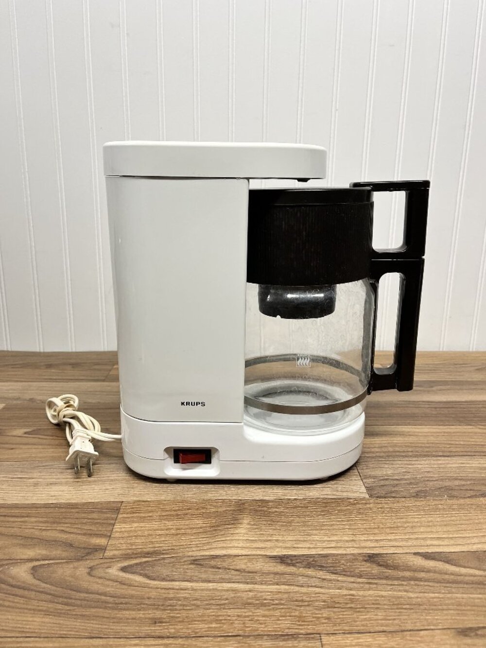 Krups Brewmaster Coffee Maker Type 261B White 10 Cup Drip Brown Accents